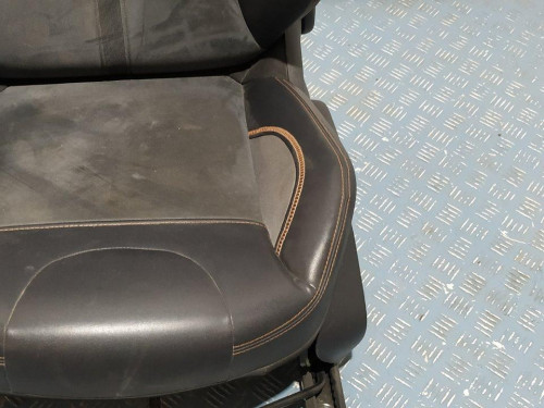  JUEGO ASIENTOS COMPLETO PEUGEOT 2008 