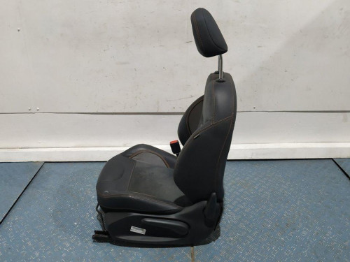  JUEGO ASIENTOS COMPLETO PEUGEOT 2008 