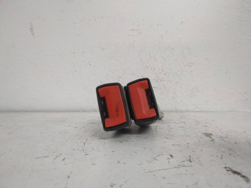  ENGANCHE CINTURON TRASERO CENTRAL SEAT LEON (1P1) 