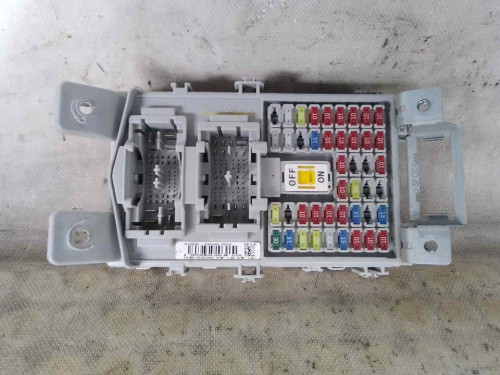 CAJA RELES / FUSIBLES Hyundai I20 (GB) 