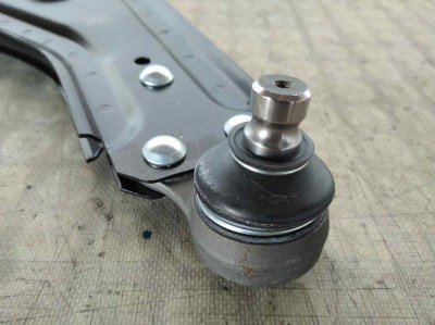 BRAZO SUSPENSION INFERIOR DELANTERO DERECHO