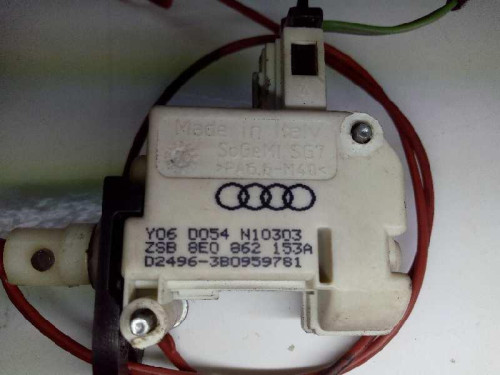  TAPA EXTERIOR COMBUSTIBLE AUDI A4 AVANT (8E) 