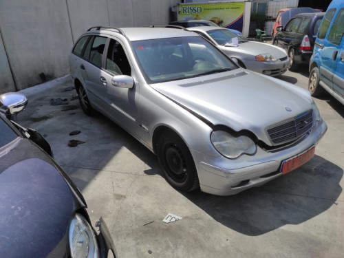 MERCEDES-BENZ CLASE C (BM 203) FAMILIAR — vehículo donante para recambios 