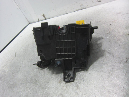 CAJA RELES / FUSIBLES OPEL CROSSLAND X 