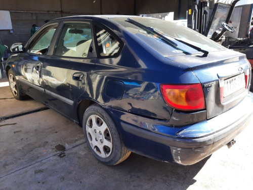HYUNDAI ELANTRA (XD) — vehículo donante para recambios 