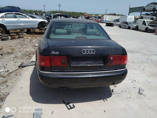  AUDI A8 (D2) 