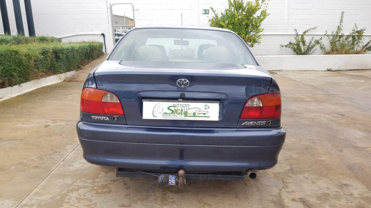 Toyota Avensis Berlina (T22)(1998->) SIN IDENTIFICAR