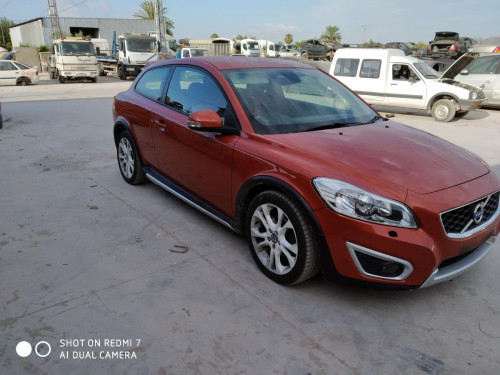  VOLVO C30 