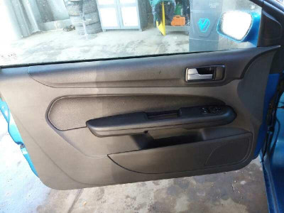 FORD FOCUS BERLINA (CAP)