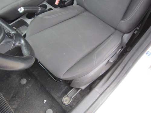  JUEGO ASIENTOS COMPLETO FORD FIESTA (CNN) 
