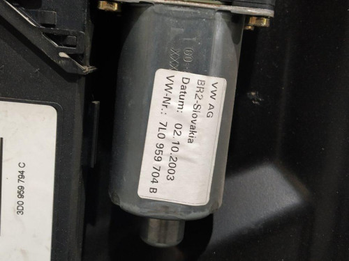  ELEVALUNAS TRASERO DERECHO Volkswagen TOUAREG (7LA) 