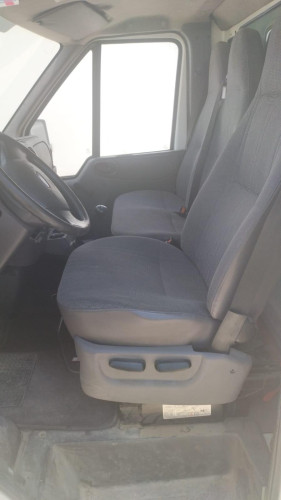 FORD TRANSIT FURGÓN MEDIO (FY) — автомобиль-донор на запчасти 