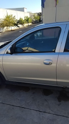 PUERTA DELANTERA IZQUIERDA Opel Corsa C (2000->)