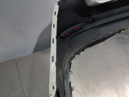  PARAGOLPES TRASERO 
