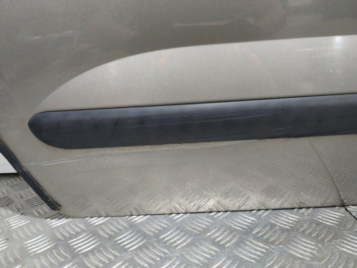 PUERTA TRASERA DERECHA PEUGEOT 3008 