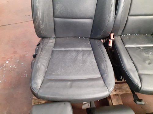  JUEGO ASIENTOS COMPLETO 