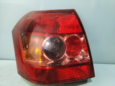 PILOTO TRASERO DERECHO, Toyota, COROLLA (E12)
