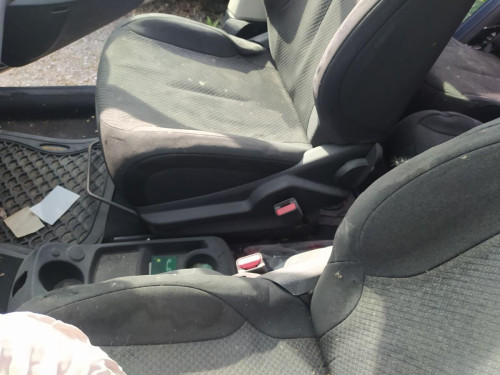  ENGANCHE CINTURON DELANTERO DERECHO CITROEN C4 PICASSO 