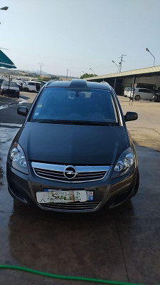 Opel Zafira B (2005->) Edition "111 Jahre"
