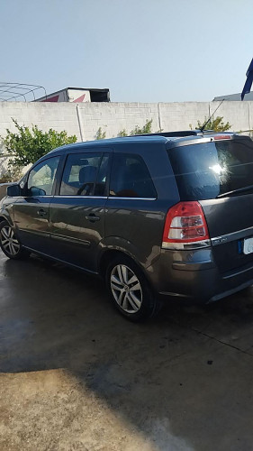 Opel Zafira B (2005->) Edition "111 Jahre" — vehículo donante para recambios 