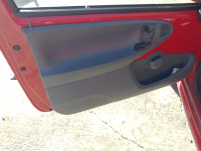 ELEVALUNAS DELANTERO IZQUIERDO