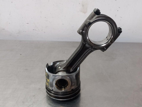  PISTON KIA CARNIVAL 