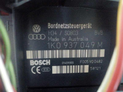 CAJA RELES / FUSIBLES, VOLKSWAGEN, GOLF PLUS V (5M1)