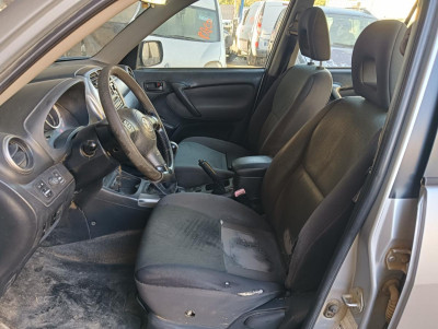 TOYOTA RAV4 (A2)