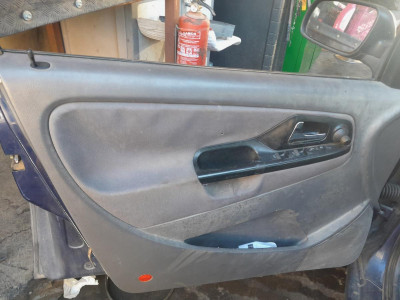 SEAT CORDOBA BERLINA (6K2)
