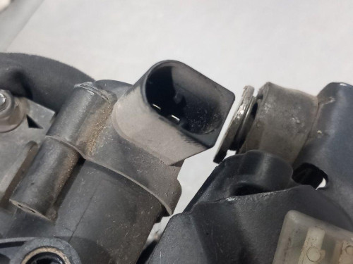  BOMBA SUSPENSION Mercedes-Benz CLASE S (BM 220) BERLINA 