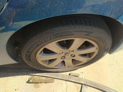 BRAZO SUSPENSION TRASERO IZQUIERDO Peugeot 207 