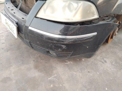 PARAGOLPES DELANTERO Volkswagen Passat Berlina (3B3)(2000->)