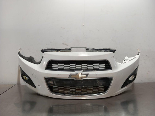  PARAGOLPES DELANTERO CHEVROLET AVEO BERLINA 