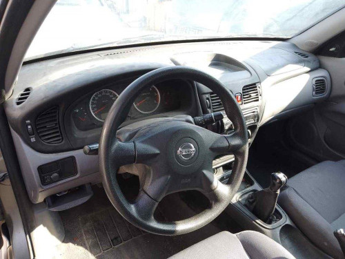 NISSAN ALMERA (N16/E) — vehículo donante para recambios 