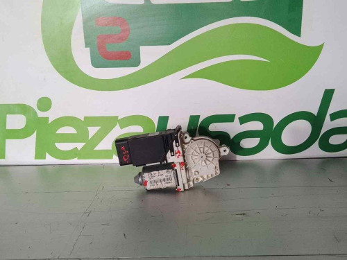 MOTOR ELEVALUNAS DELANTERO DERECHO Seat LEON (1M1) 