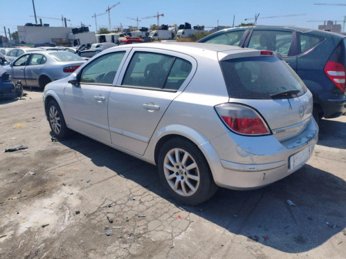 OPEL ASTRA H BERLINA 
