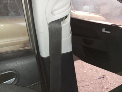 CINTURON SEGURIDAD DELANTERO IZQUIERDO