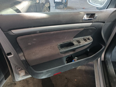 VOLKSWAGEN GOLF V (1K1)(10.2003)