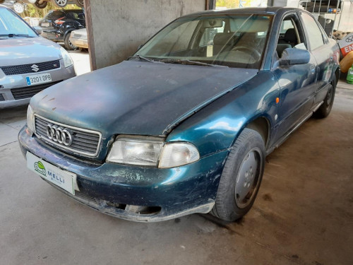 AUDI A4 BERLINA (B5) — vehículo donante para recambios 