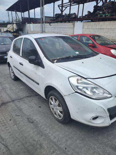 RENAULT CLIO III — автомобиль-донор на запчасти 