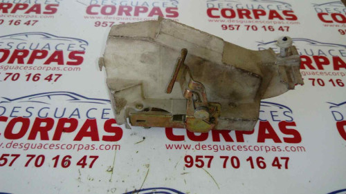  CERRADURA PUERTA TRASERA DERECHA 