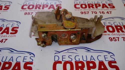  CERRADURA PUERTA TRASERA DERECHA 