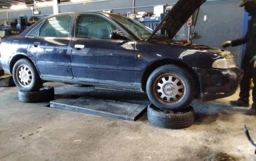  AUDI A4 BERLINA (B5) 