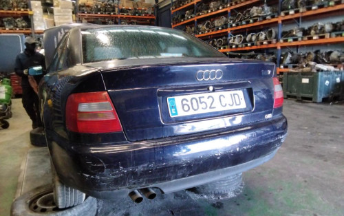  AUDI A4 BERLINA (B5) 
