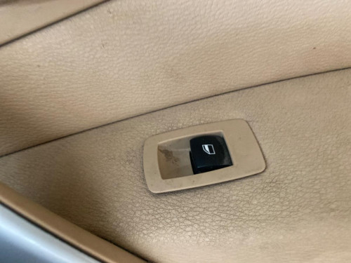MANDO ELEVALUNAS DELANTERO DERECHO BMW SERIE X3 (E83) 