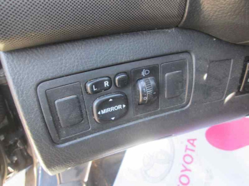  TOYOTA AVENSIS BERLINA (T25) 