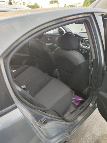 GOMAS CONTORNO PUERTA KIA RIO (JB) 