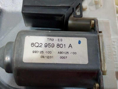  ELEVALUNAS DELANTERO DERECHO SEAT IBIZA (6L1) 