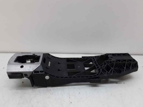 SOPORTE MANETA EXTERIOR DELANTERA IZQUIERDA VOLKSWAGEN T-ROC (A11) 