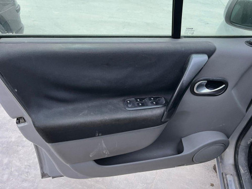  RENAULT SCENIC II (JM) 